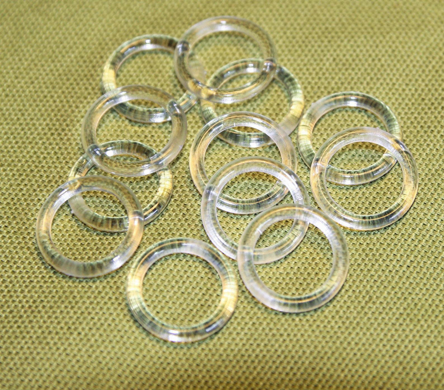 Clear Plastic 13mm Roman Blind Curtain Rings- Pack of 50 - Sisi UK Ltd